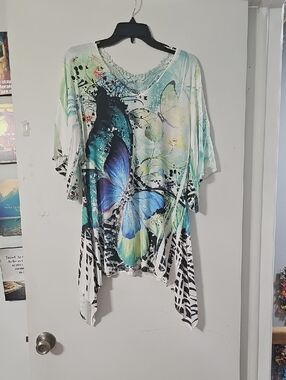 Women's Blue Butterfly Print Tunic Top By Reina